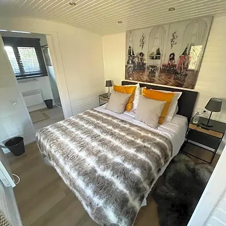 Le Logis فندق مبيت وإفطار 4*