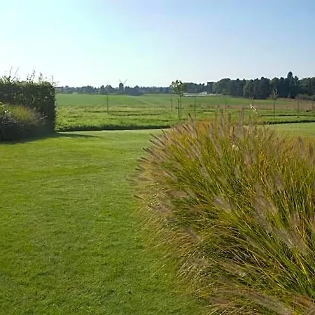 فندق مبيت وإفطار Le Logis 4*